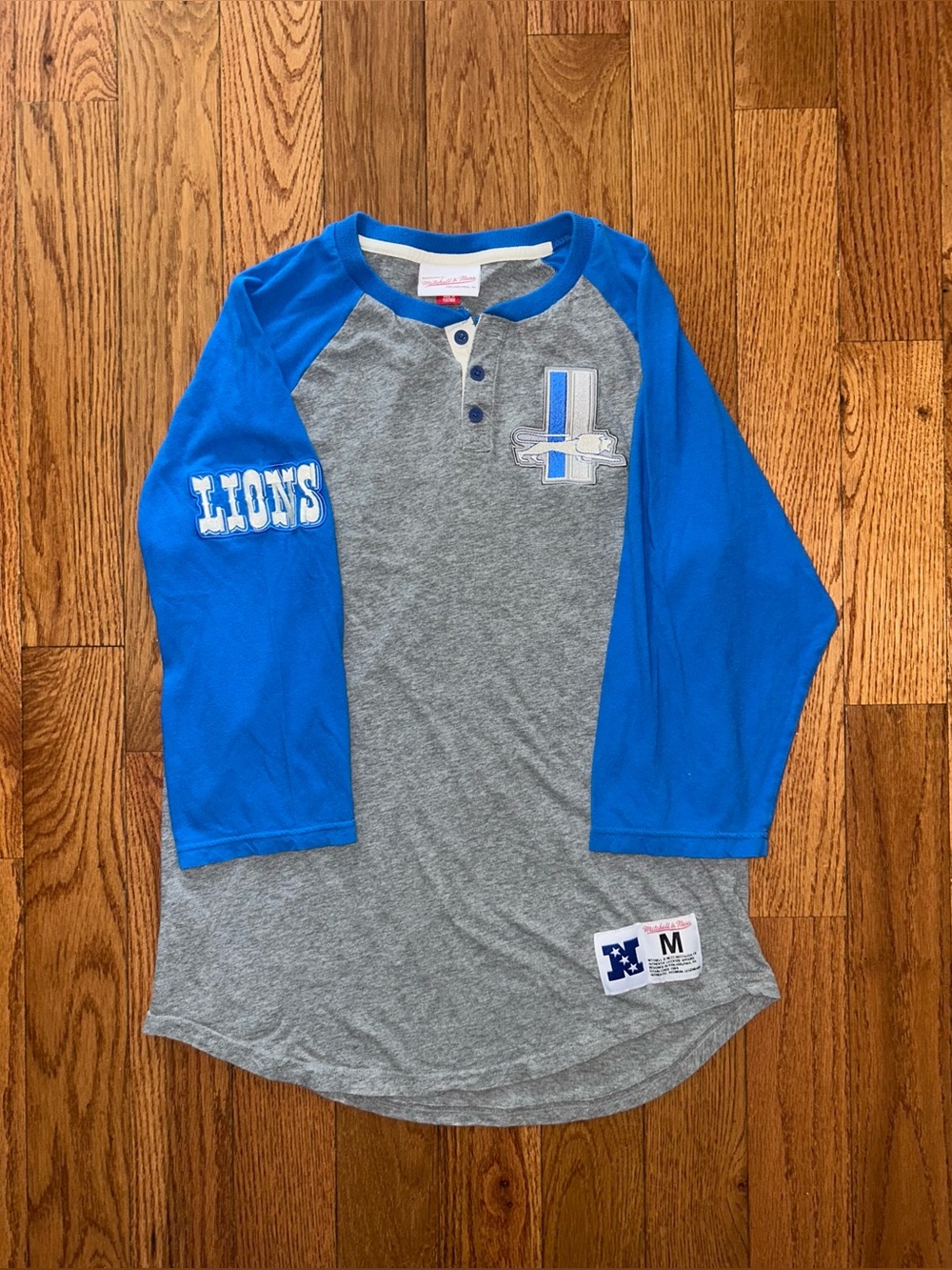 Detroit Lions Mitchell & Ness Retro 3/4 LS Shirt Size Medium